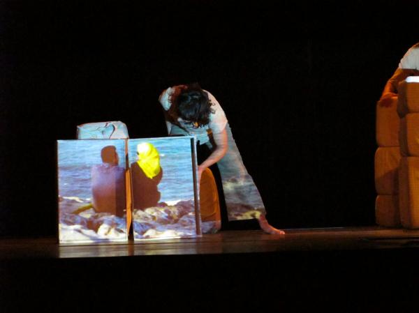 BIUTZ: zirko eta anzerki bidez, mugaren kontzeptua galdekatzen