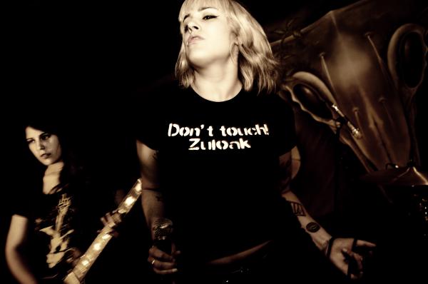 Zuloak gaualdia: dokumentala + kontzertua