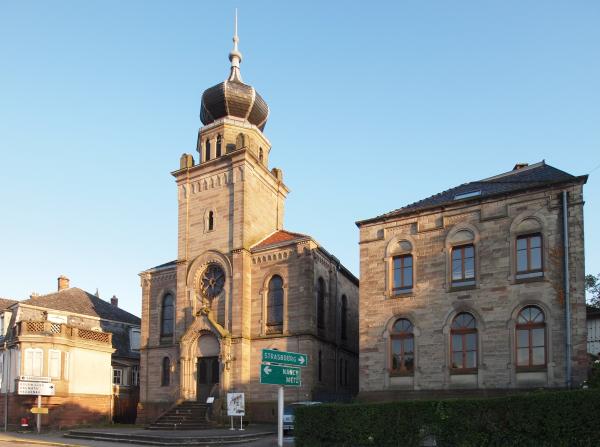 Udalerriek ere izenpetu dezakete hizkuntz gutxituen Europako ituna